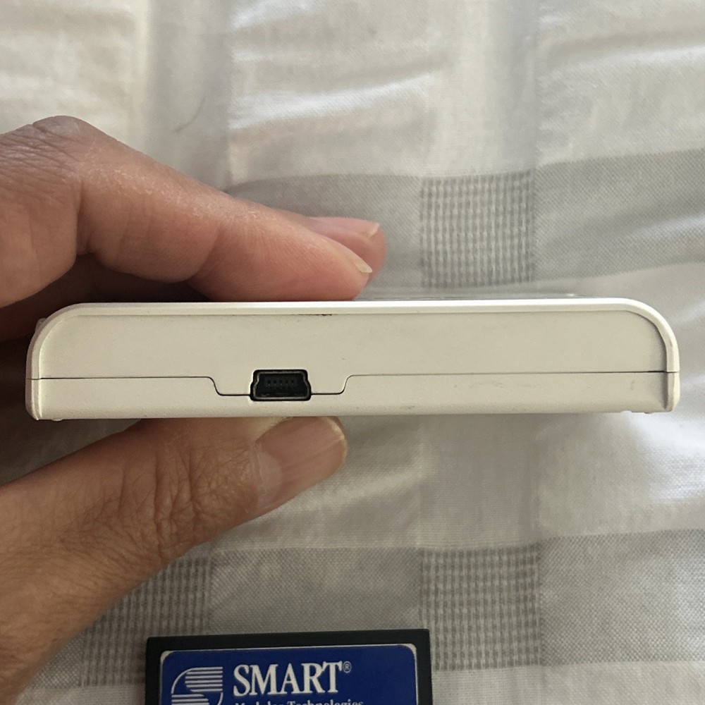 ADDONICS USB CARD READER/WRiter MODEL AESDDNUU2 with flash card