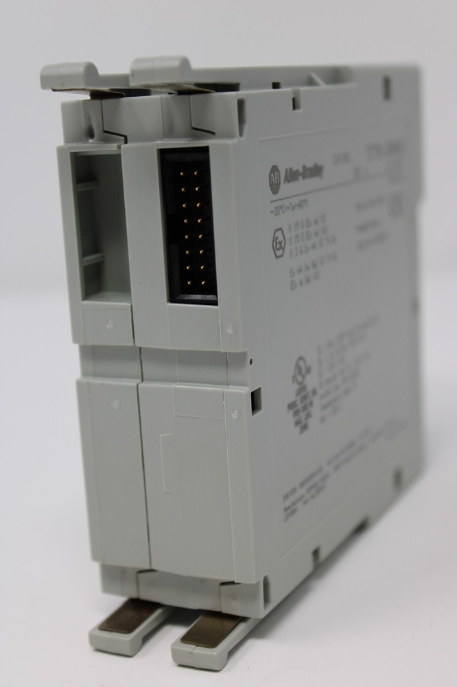 Allen Bradley 1719-IBN8B DC Input Module