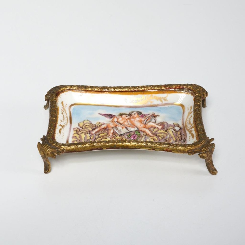 Capodimonte Style Hand Painted Bas Relief Putti Footed Soap Trinket Dish