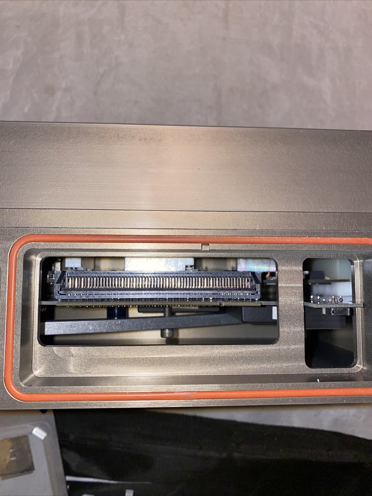 Pyramid Vision Technology Acadia Powered Serial 1703 Amplifier