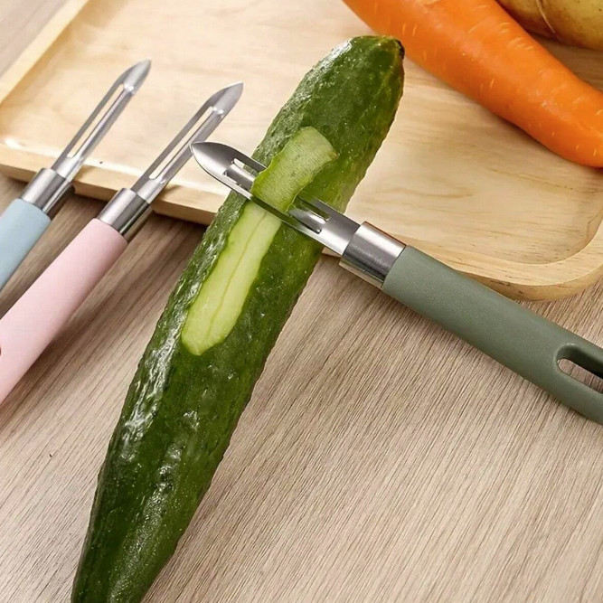1PC Fruit & Potato Peeler – Sharp Blade, Non-Slip Handle, Durable - NEW