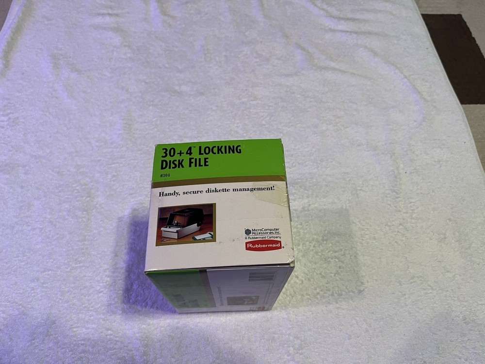 Vintage Rubbermaid 3.5" Locking Floppy Disk Computer File Storage Box Holder