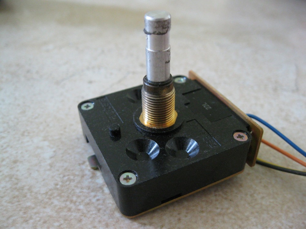 Kenwood TS-440S VFO ENCODER in Excellent shape and working as it should