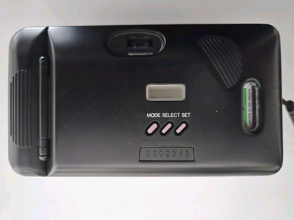 Samsung AF 400 Camera With Leather Case