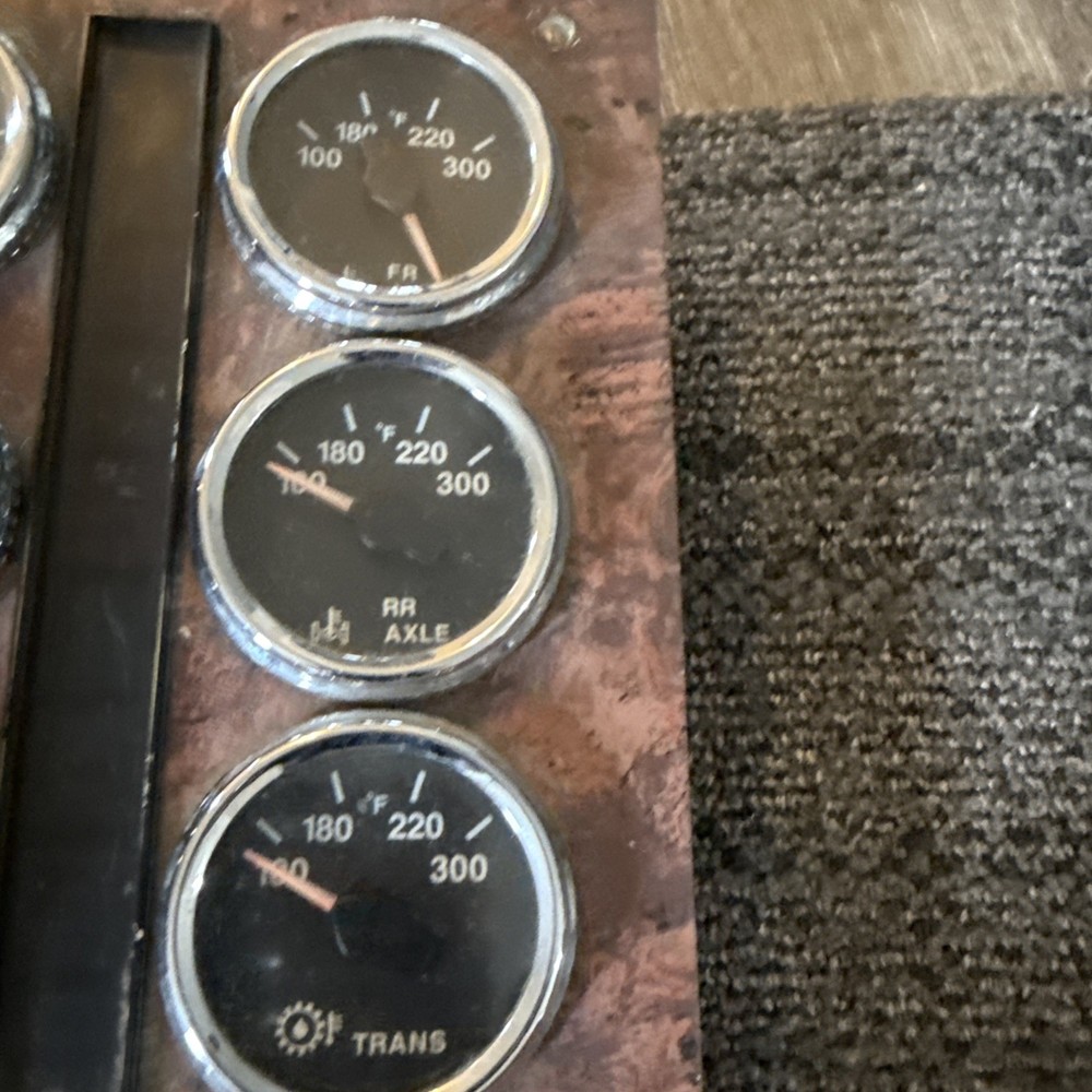 INTERNATIONAL DASH PANEL, GAUGE PANEL - P/N: 3503491C91