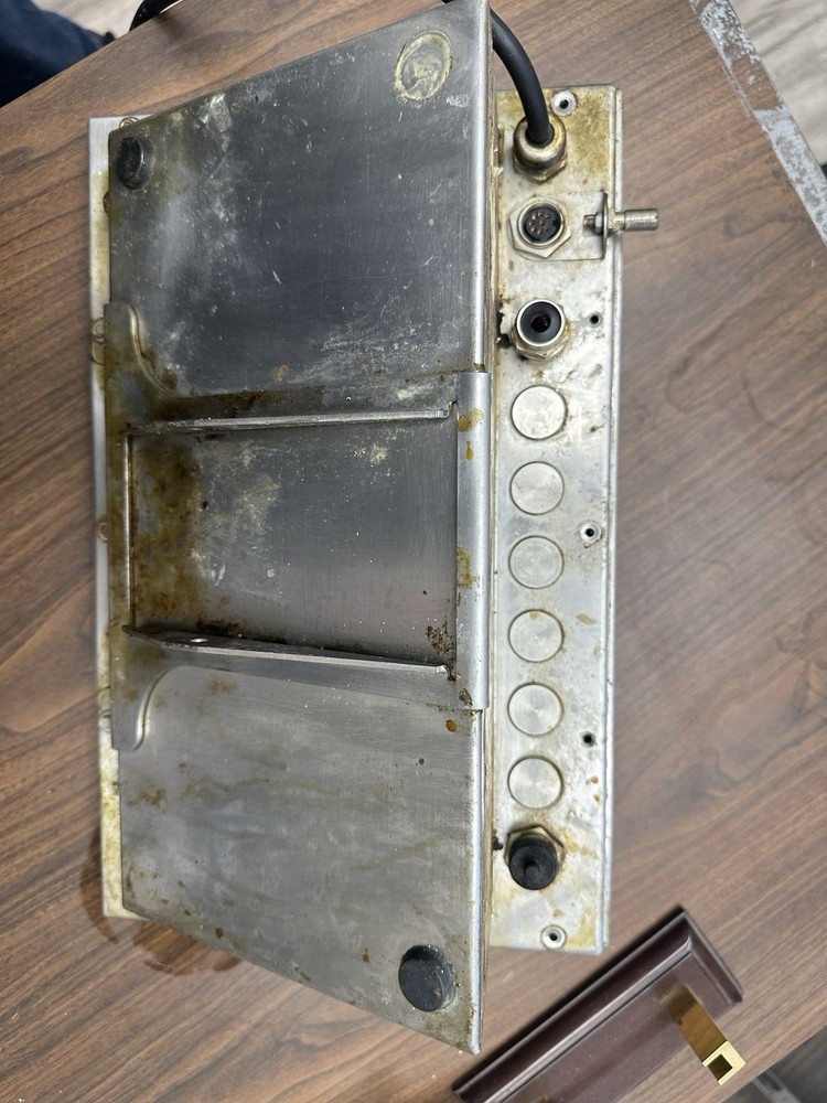 METTLER TOLEDO IND690 DESK WEIGHING DISPLAY TERMINAL CONTROLLER