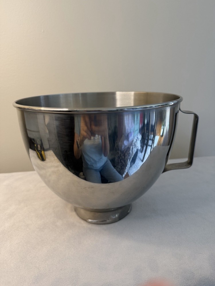 KitchenAid K45  Replacement 4.5 Quart Mixing Stainless Steel Bowl With Handle