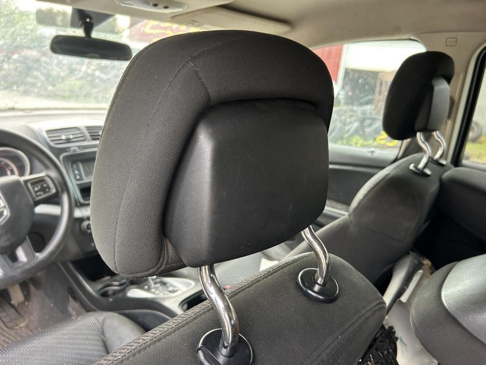 (LOCAL PICKUP ONLY) Driver Front Door Electric Opt Jpd Automatic Down Fits 11-20
