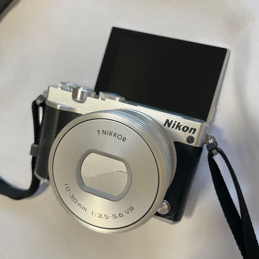 Nikon 1 j5 345744