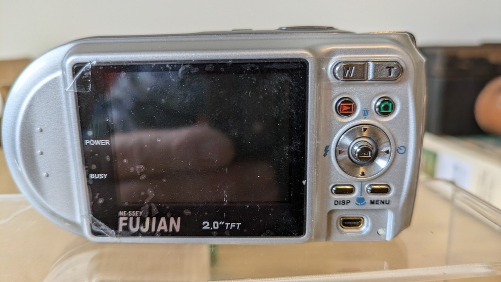 Ne-ssey Fujian 5 in 1 Digital Camera Boxed Unused