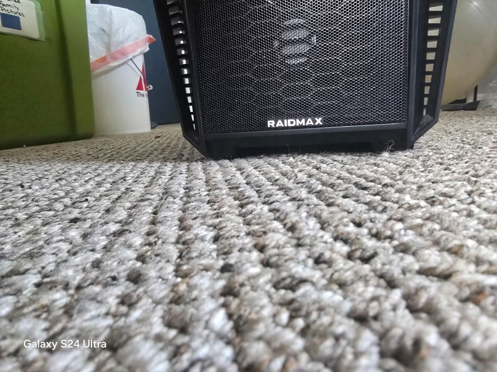 RAIDMAX ATX Mid‑Tower Gaming Case w/ Kingwin 750W PSU & Multi‑Card Reader – Iron