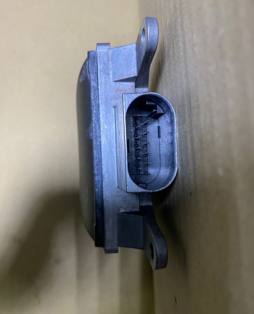 BMW 5 and 6 Series Blind Spot Detection Control Unit 6868727