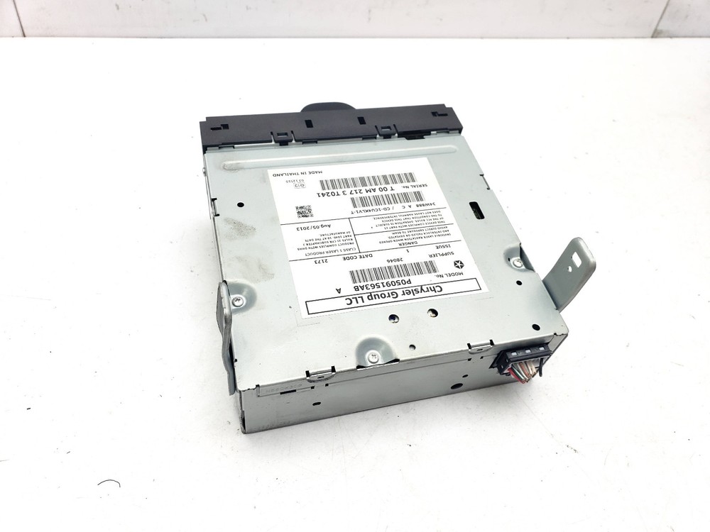 JEEP CHEROKEE KL MK5 CD PLAYER HEAD UNIT P05091563AB 2014