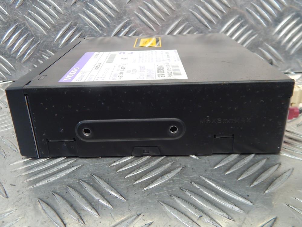 VOLVO S80 MK2 06-11 DVD PLAYER