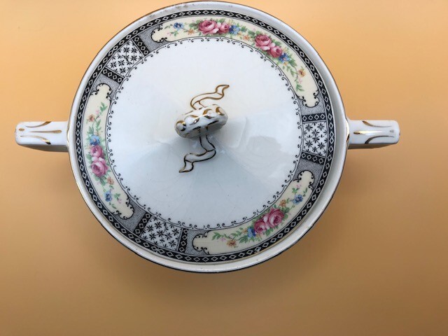 W.H Grindley Sugar Bowl