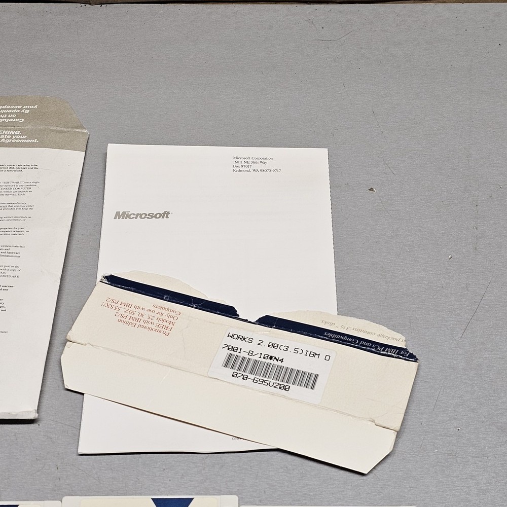 Microsoft Works 2.0 3.5” Floppy Disk Set Manuals DOS Vintage Software