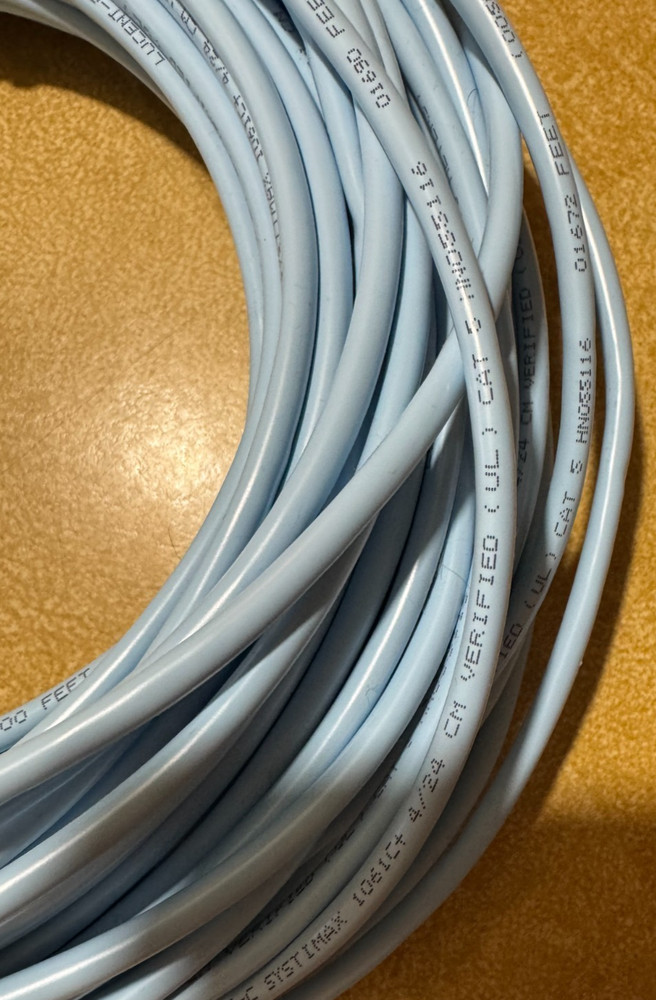 Lucent Cat 5 Network Cable Light Blue/100ft 106871809