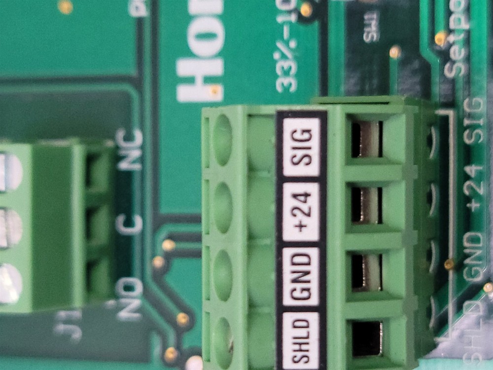 Honeywell 511098 / 511103R100 Refrigerant Panel Board