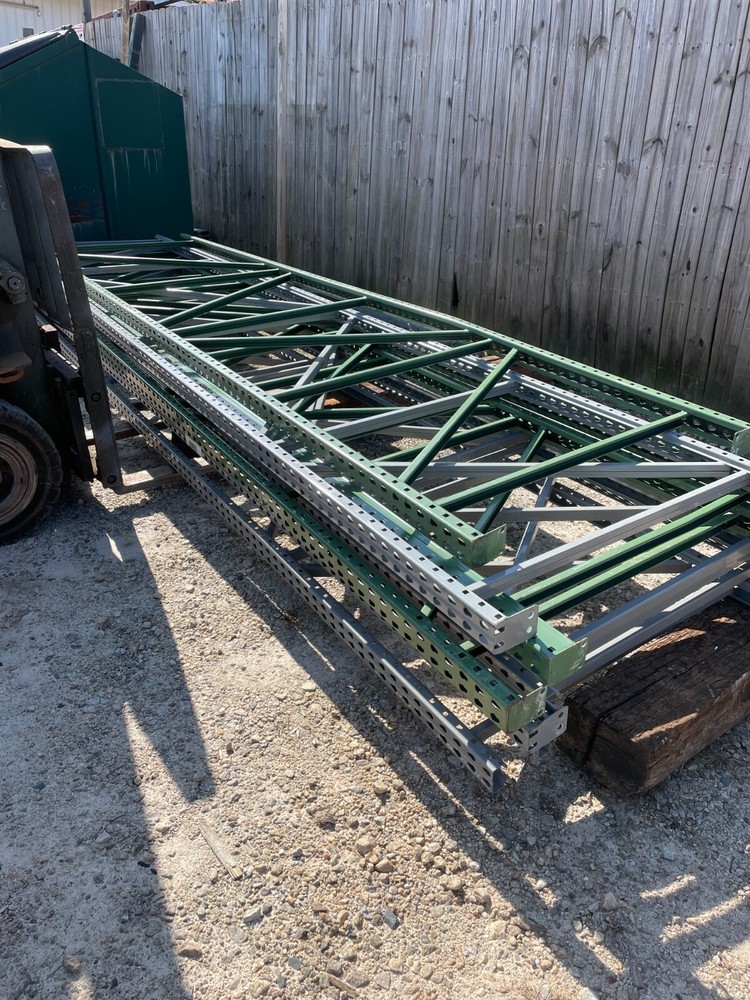 Used Teardrop Uprights - 42" x 16'