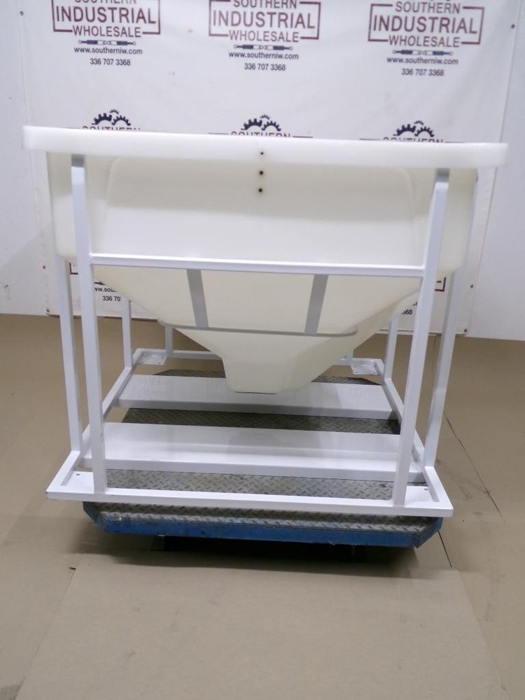 Plastic Process Equipment Material Bin MTB800, 800 LBS Capacity, 22.50 Cubic Ft.