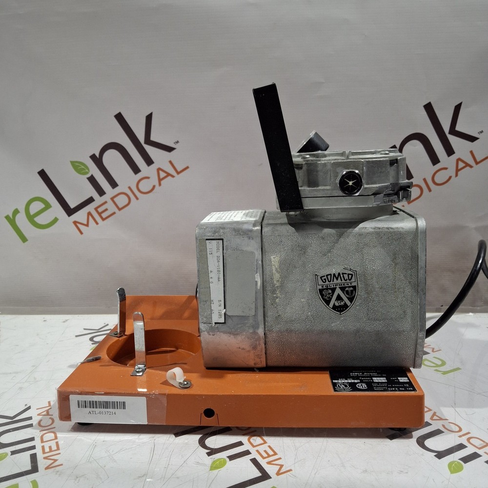 Gomco 300 Tabletop Aspirator