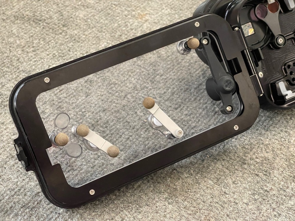 LENZO iPhone Underwater Housing - Aluminum Shell -- Never used