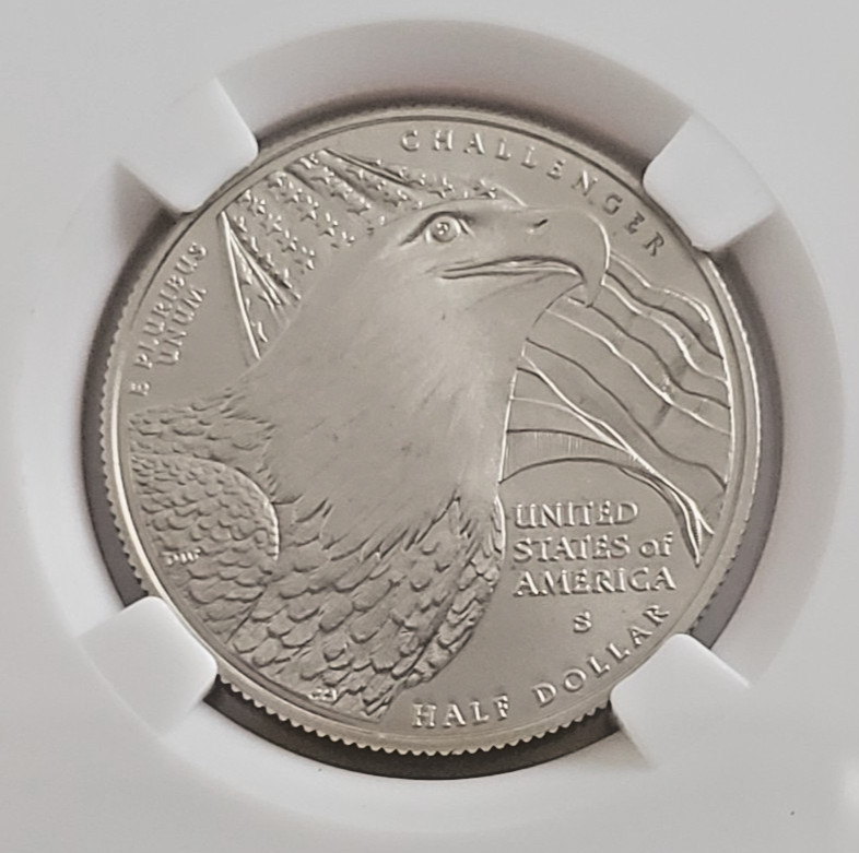 2008-S Bald Eagle Commemorative Half Dollar with US Stamps - Nice! W18