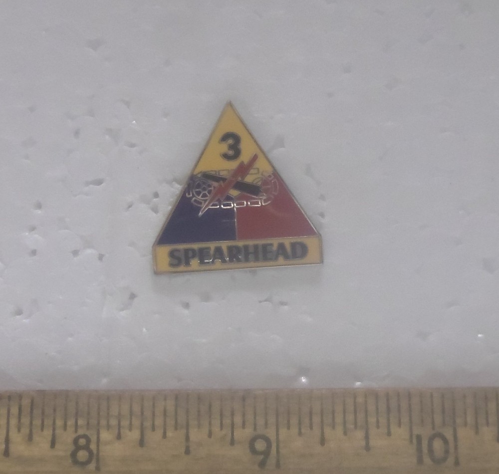 US Army - 3rd Armored Division "Spearhead" Pin