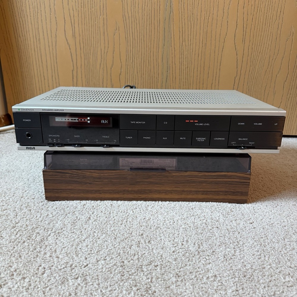 Vintage RCA Dimensia MSA100 Integrated Amplifier - Tested & Works