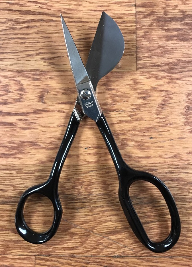 Big Loop Duckbill Carpet Napping Shears