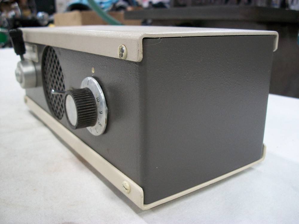 FIBER OPTIC LIGHT SOURCE