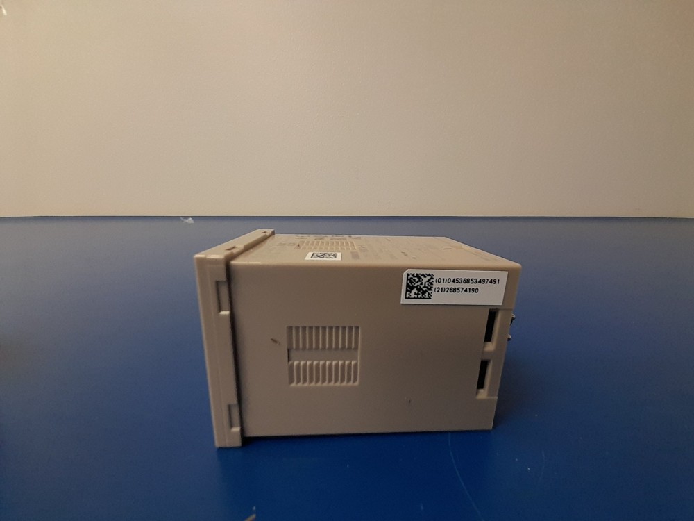 OMRON H3CA-8-AC100/110/120 Timer