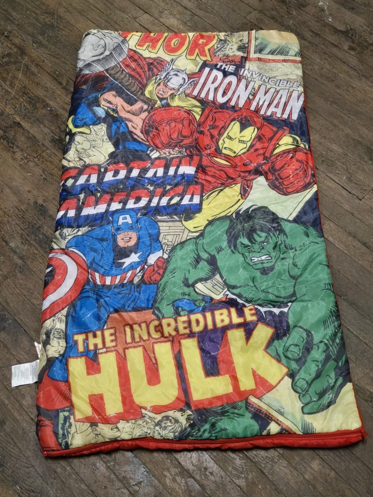 Marvel Comics Sleeping Bag Hulk, Iron-Man , Captain America, Thor, EUC 54”x 30"