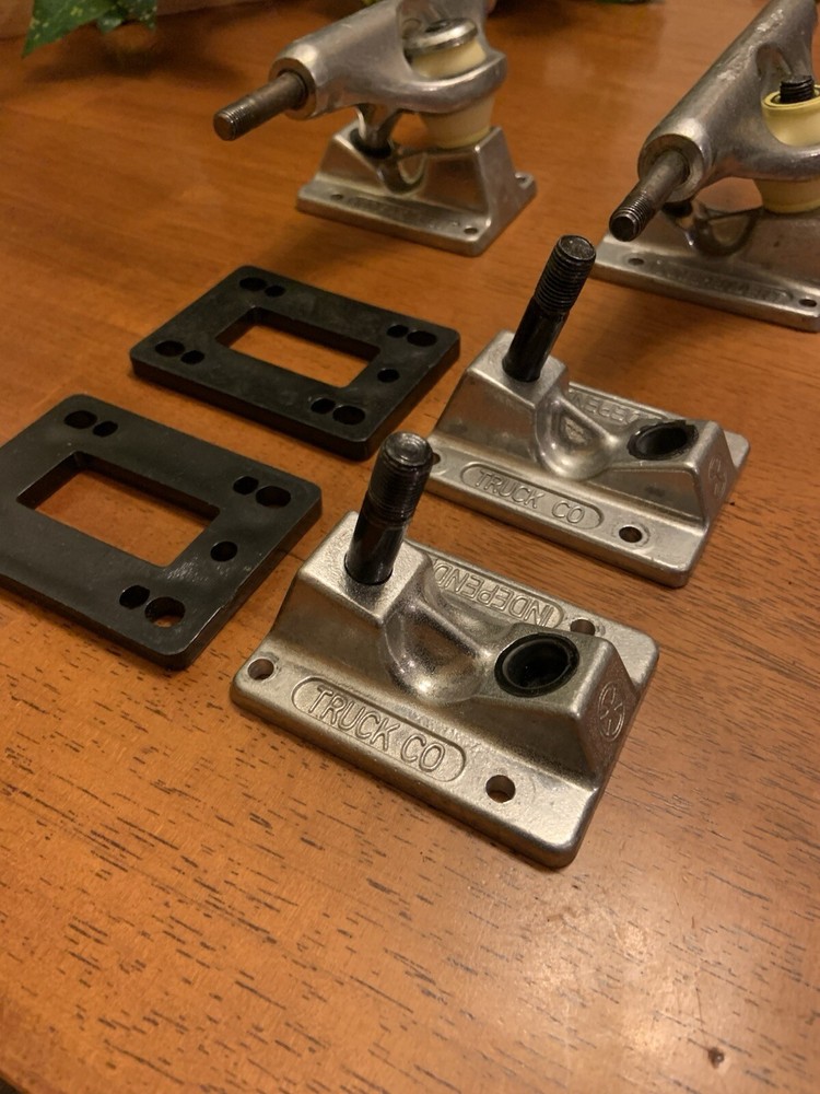 Vintage Independent Skateboard Trucks (4)