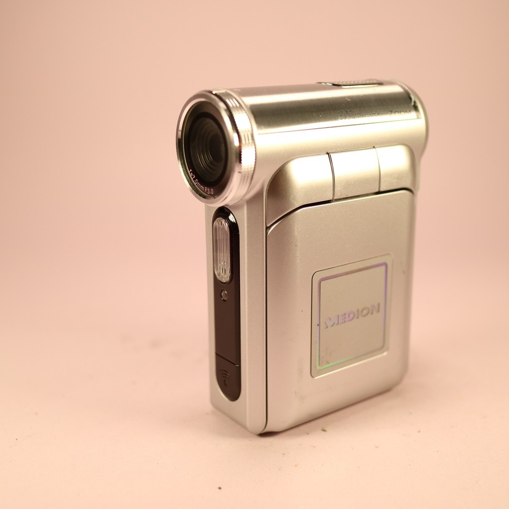 Medion MD 85544 Handheld Compact Digital Video Recorder Silver Tested