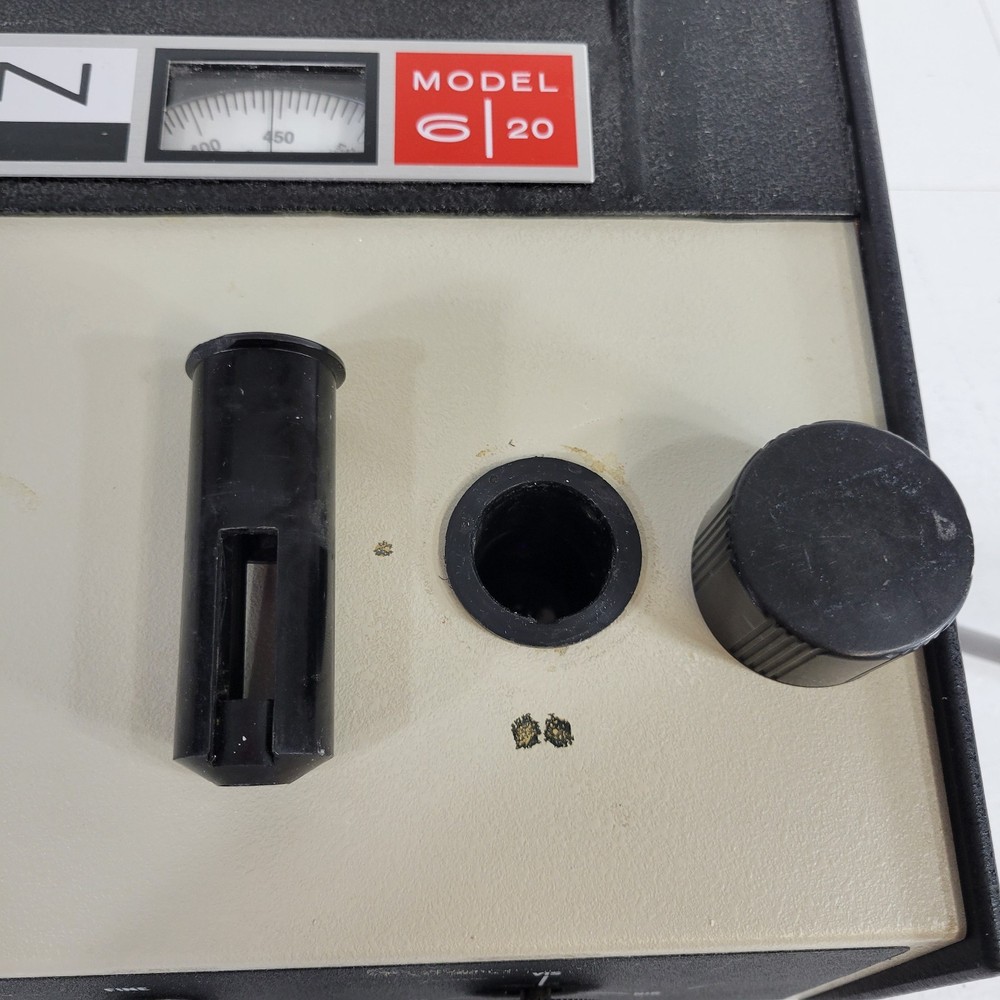 Coleman 6/20 Junior II Optical Spectrophotometer Spectrometer