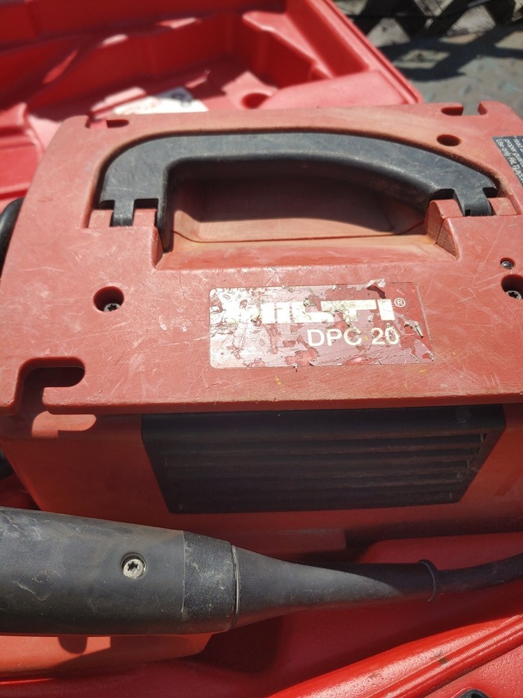Hilti DG150 Electric Concrete Surface Grinder. DPC 20 Power Source.