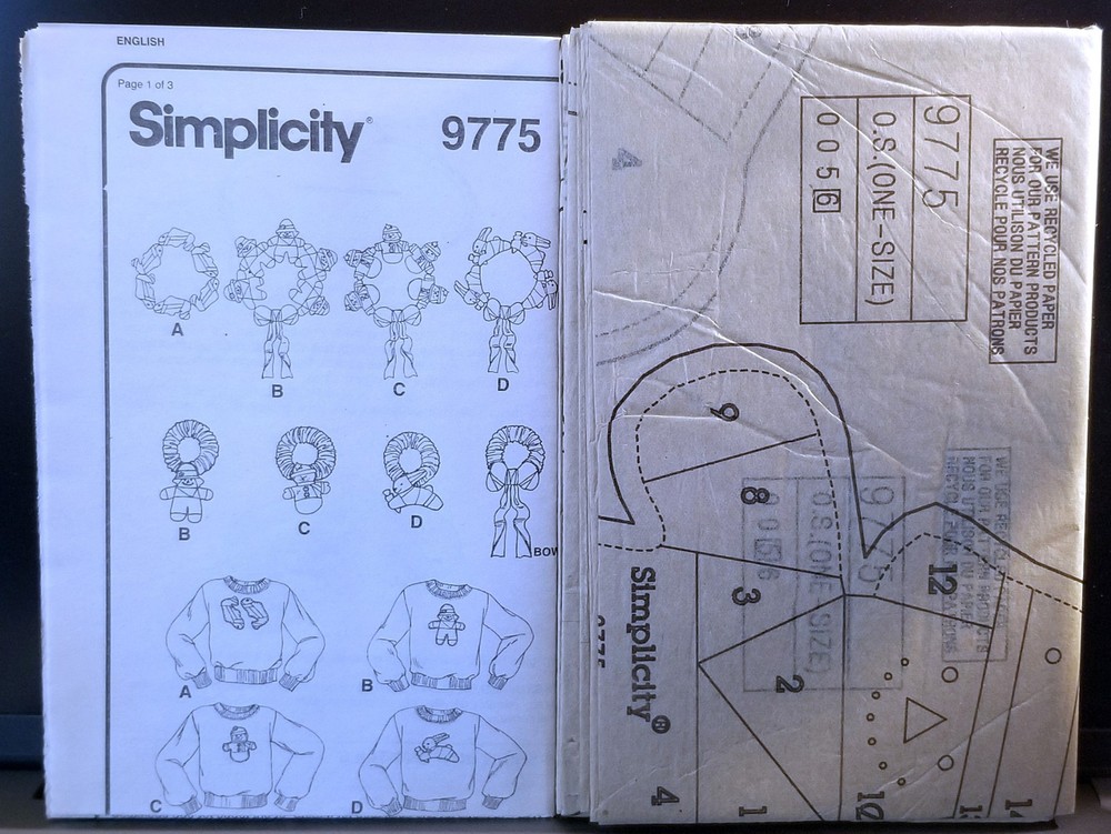 Christmas & Winter Crafts Pattern - Andrea Tebesceff - Simplicity #9775 - 1995