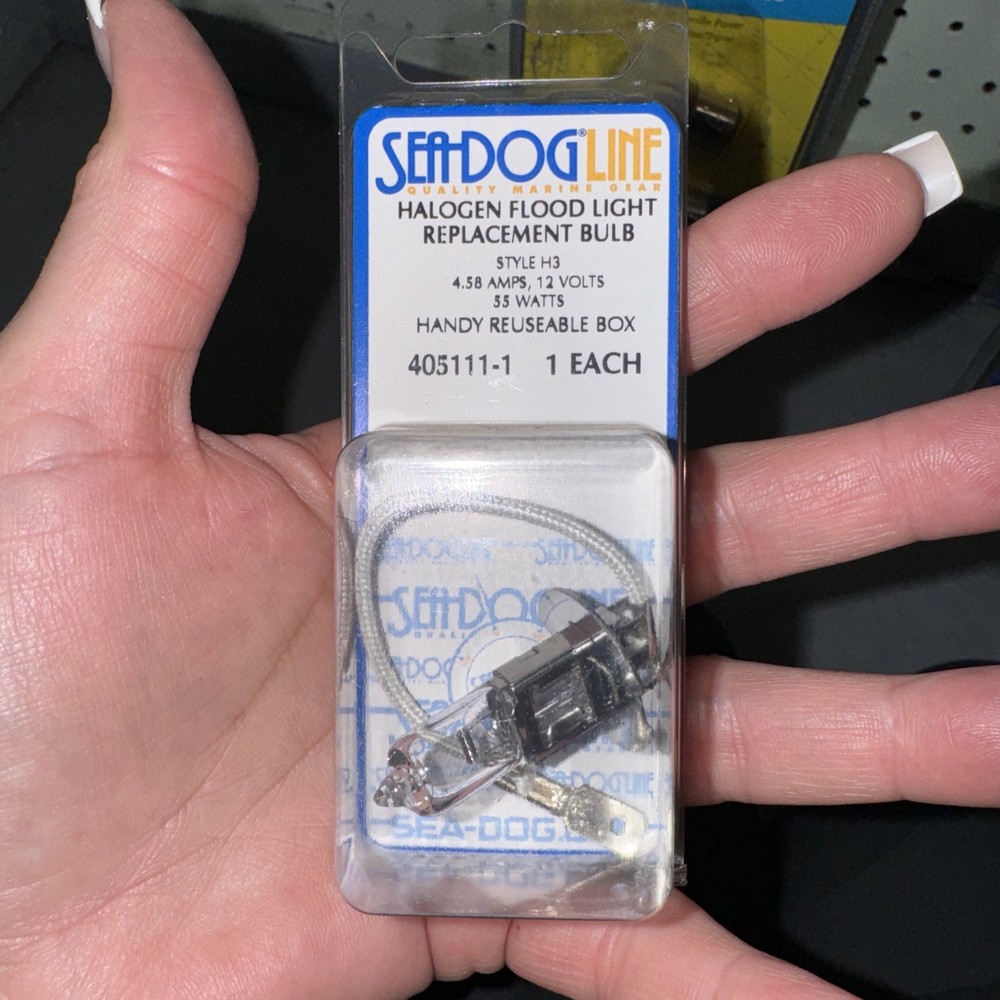 Seadog Line #405111-1 Halogen Flood Light Replacement Bulb.