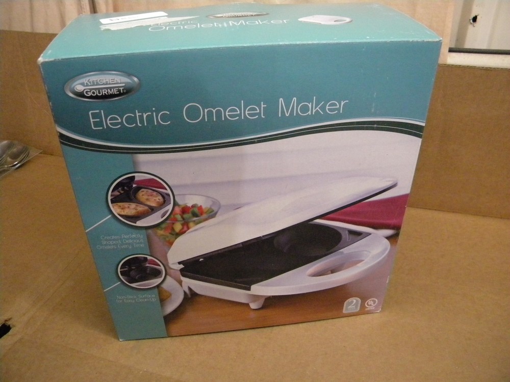 Kitchen Gourmet Two-Serving Omelet Maker Model# SW-086 White NIB