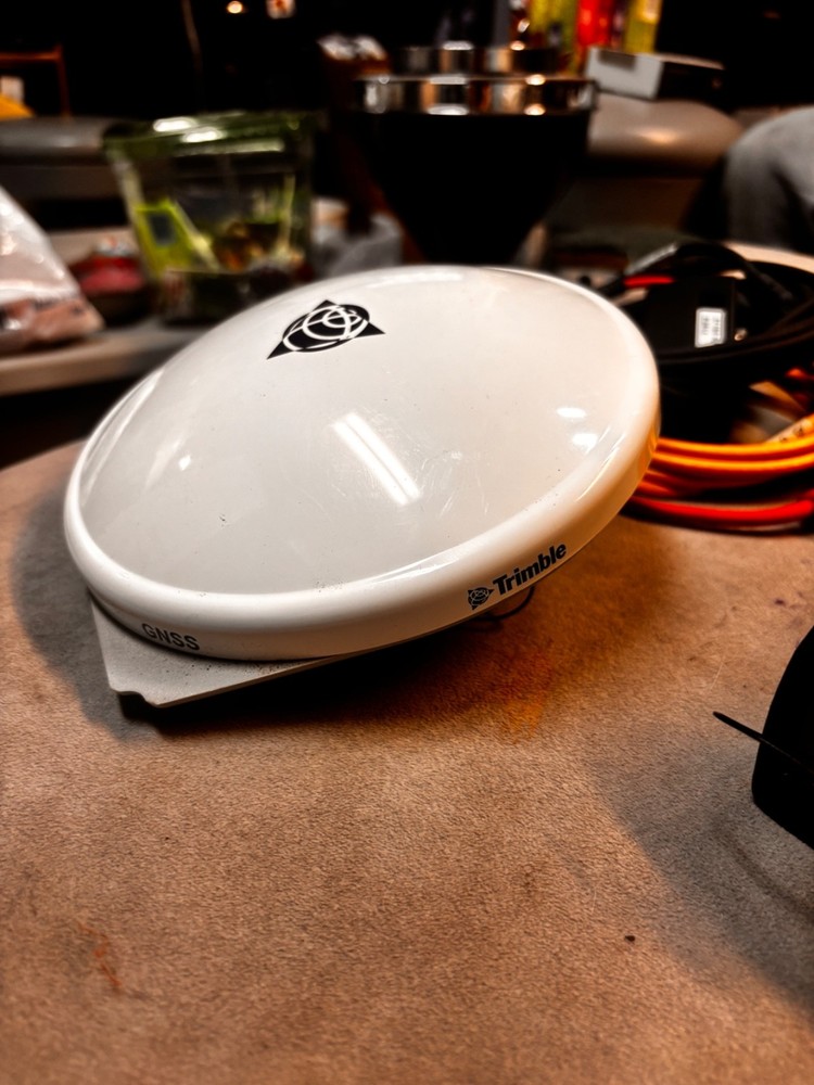 Trimble AgGPS 542 RTK GLONASS Base Station