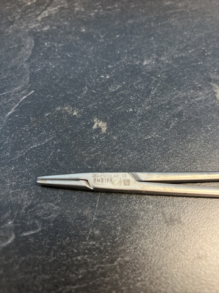 AESCULAP NEEDLE HOLDER USED GERMANY BMO19R