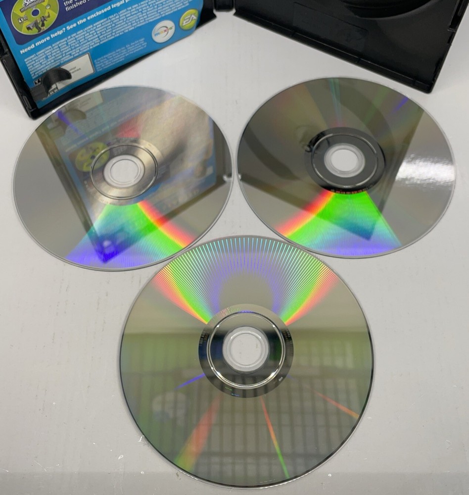 The Sims 3 Starter Pack PC (Case, Manuals, & Discs) See Description & Photos!