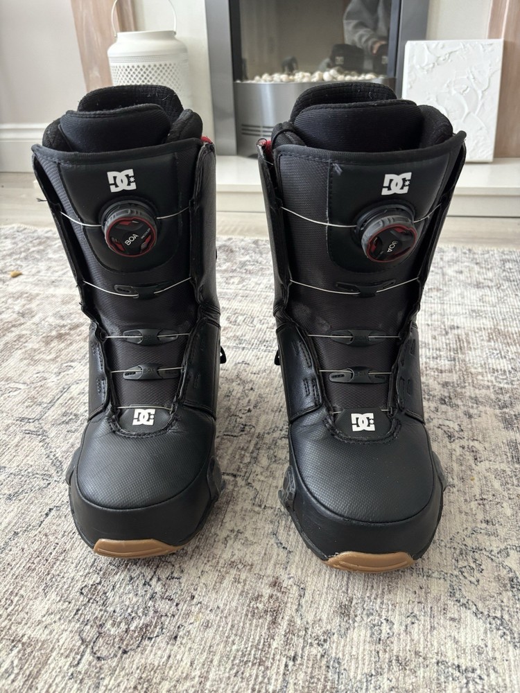 Burton Step On Bindings And DC Step On boots