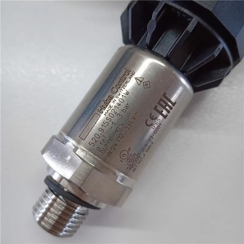 1pcs Huba 520.915S021401W pressure transmitter