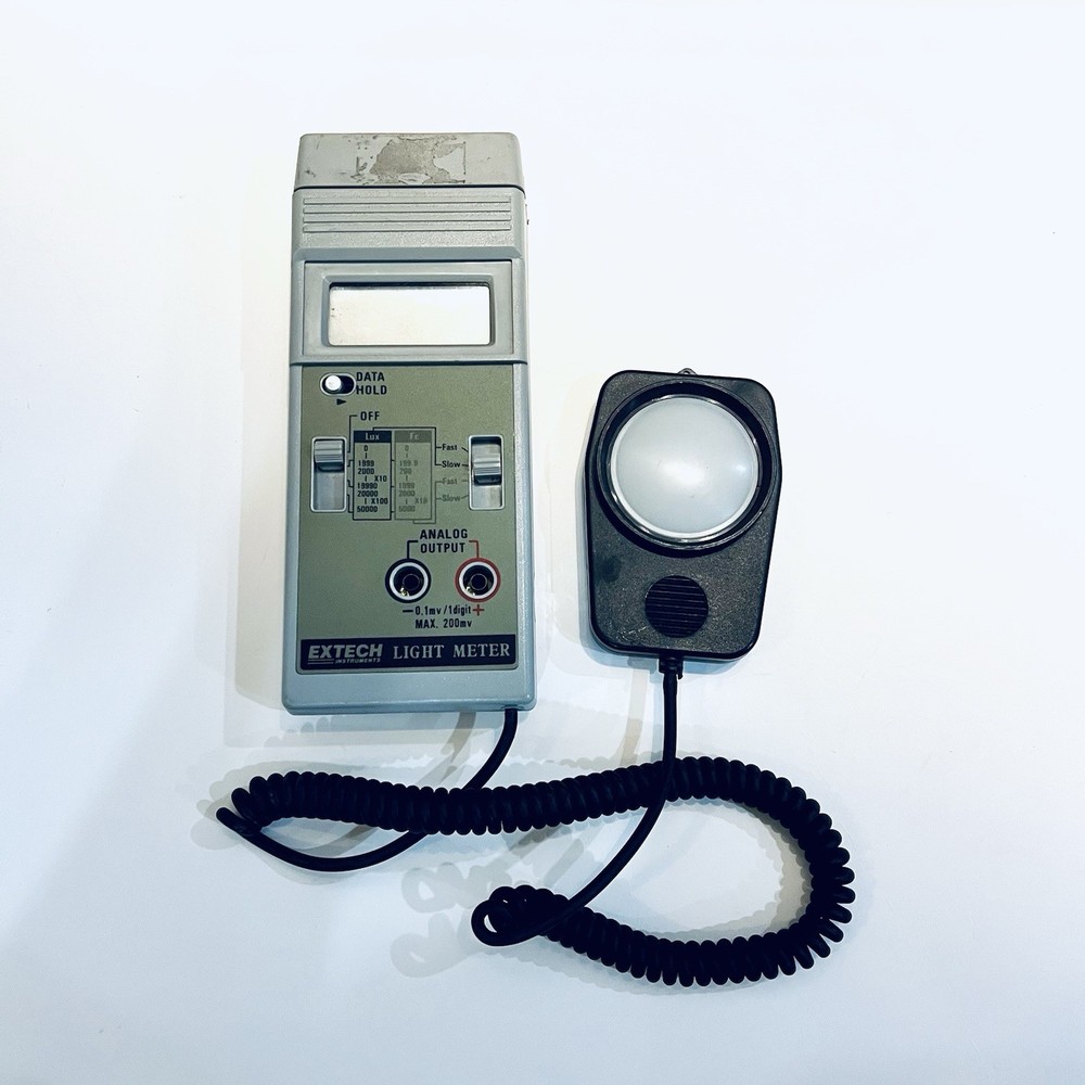 Extech Instruments Lux Digital Light Meter 401025 L245429 - SHIPS FREE!