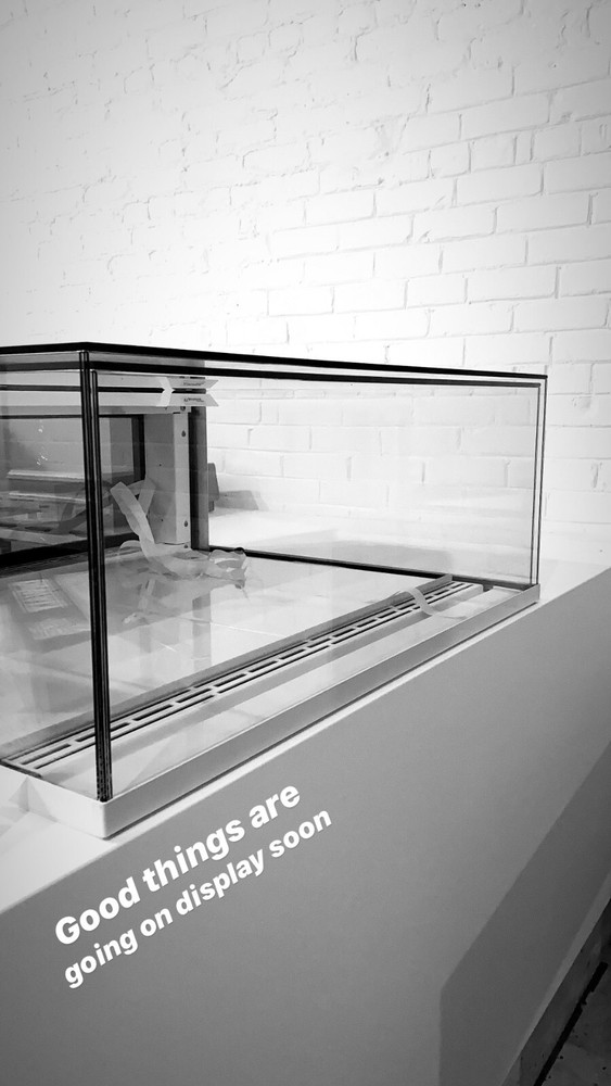 Refrigerated bakery display cases, Reveal NE3613RSV, Structural Concepts