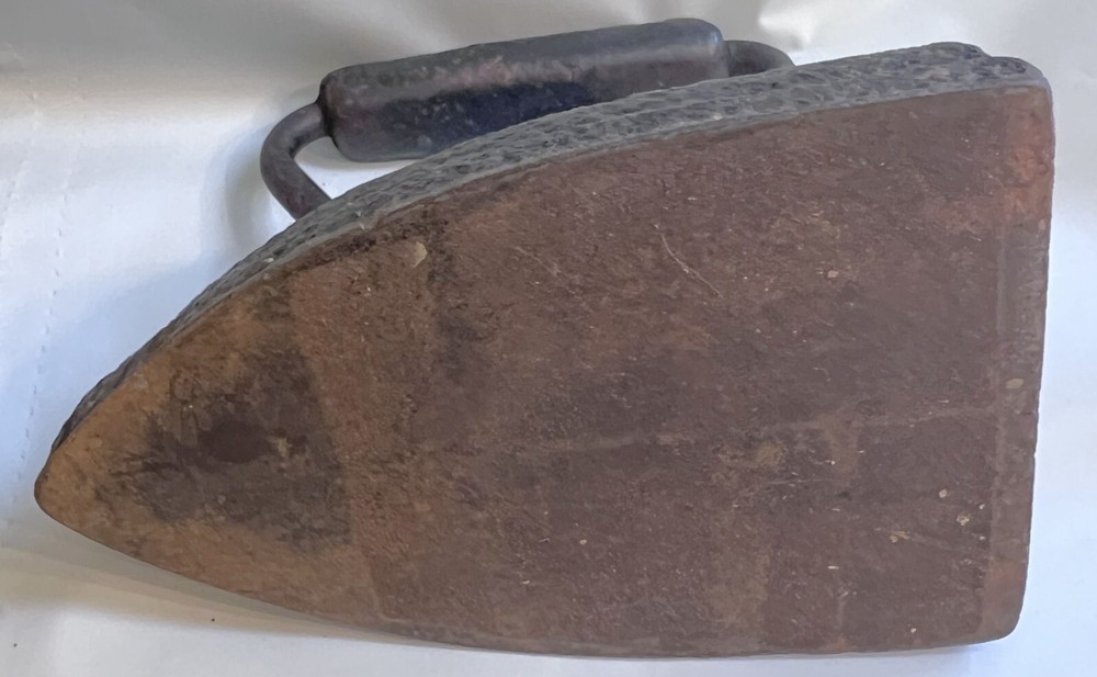Antique Cast Iron Number 7 Iron