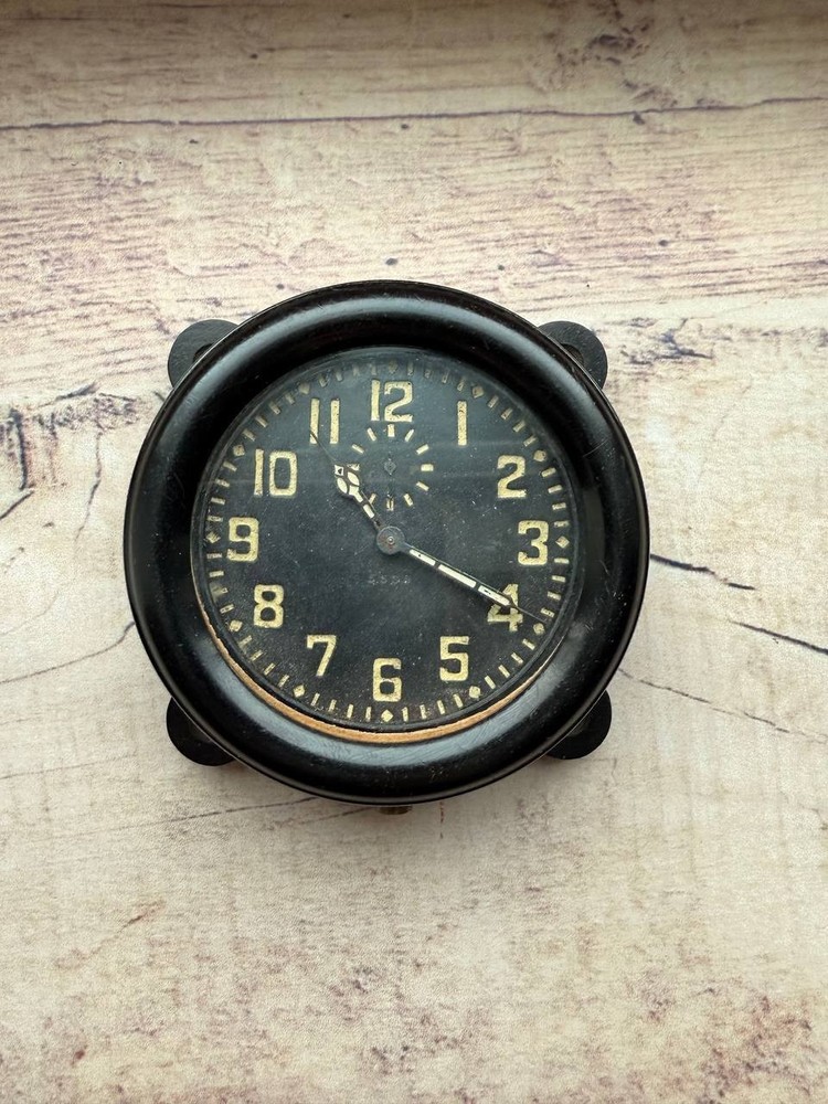 Soviet instrument clock ChChZ military tank USSR