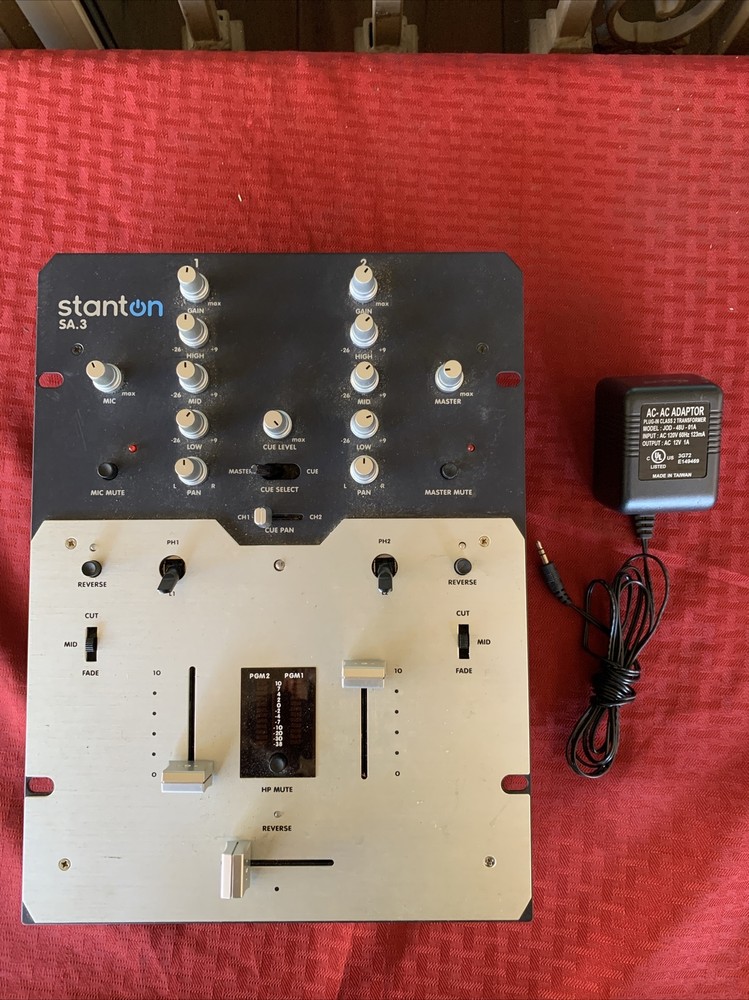 stanton sa.3 two channel DJ Mixer